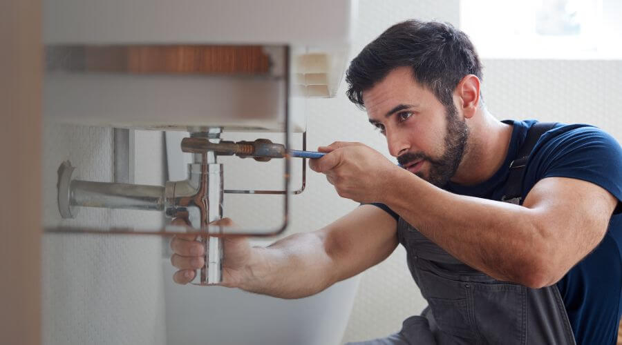 Expert burst pipe repair services in Lignite, ND